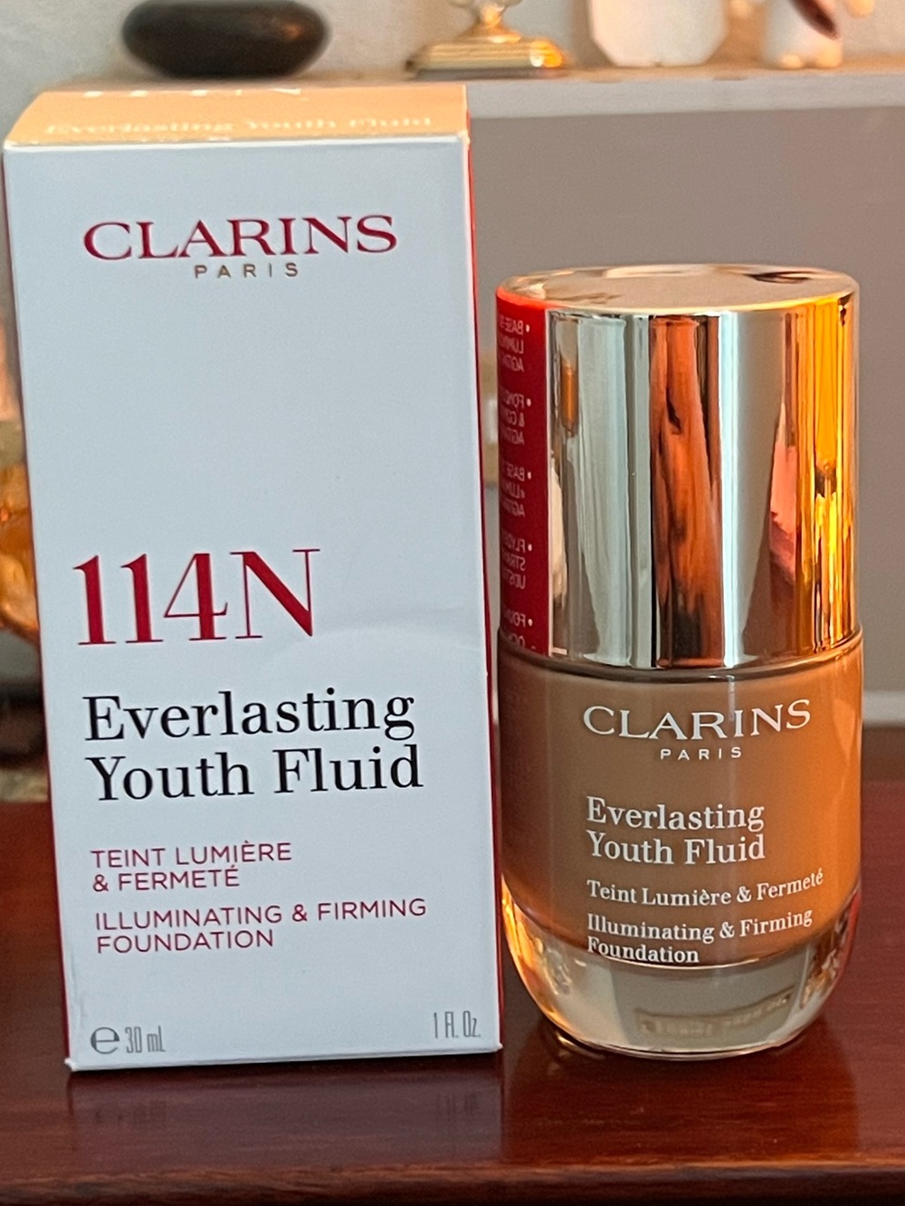 Clarins Paris 114N Everlasting Youth Fluid 1oz new hydrating foundation